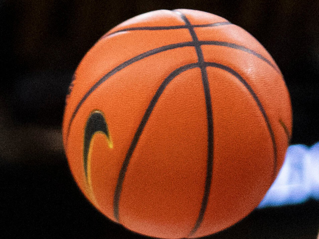 Чемпионат Израиля по баскетболу. Поражения "Апоэлей" из Тель-Авива и Холона