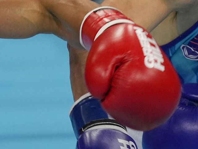 Скандал в финале чемпионата мира по боксу. Россиянин укусил соперника