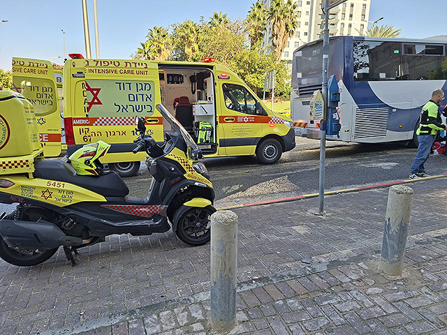 В Гиват-Шмуэле автобус сбил женщину