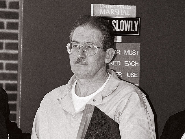 Умер Олдрич Эймс, один из самых известных шпионов КГБ в истории