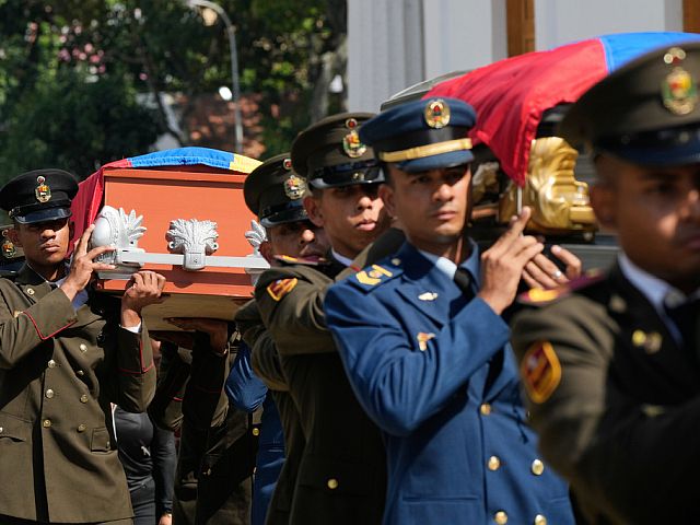 МВД Венесуэлы сообщил о 100 убитых при попытке отражения атаки США, Мадуро и его жена были ранены