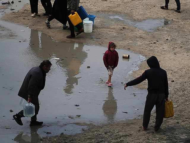 Последствия зимнего шторма в Израиле и Газе. Фоторепортаж