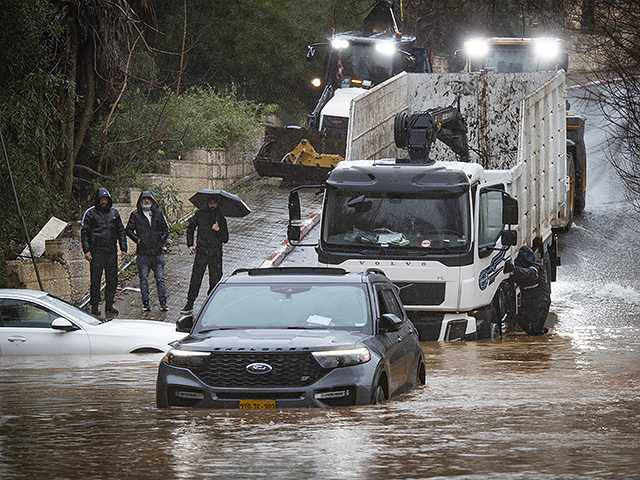 Последствия зимнего шторма в Израиле и Газе. Фоторепортаж