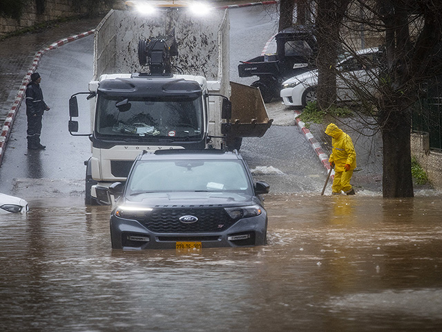 Последствия зимнего шторма в Израиле и Газе. Фоторепортаж