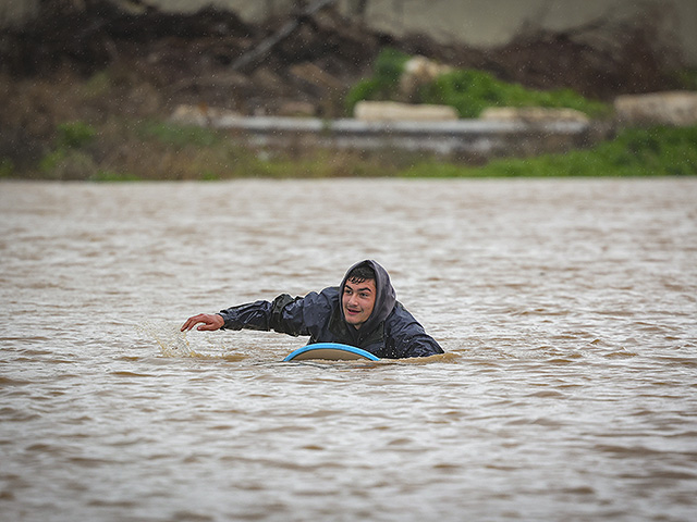Последствия зимнего шторма в Израиле и Газе. Фоторепортаж