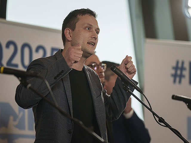 Премьер-министр Гренландии заявил, что его народ "выбрал бы Данию, а не США"