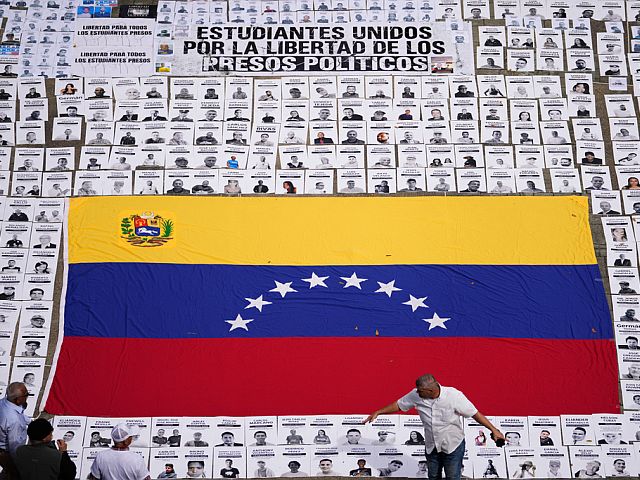 Власти США: в Венесуэле освобождены американские граждане