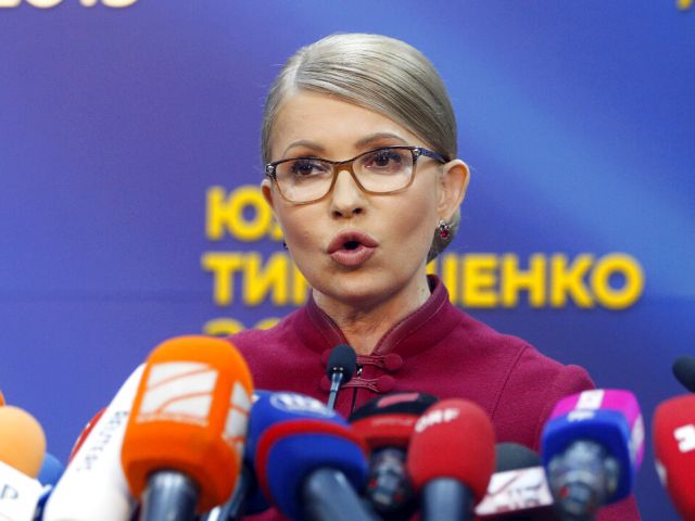 Обыски в офисе "Батькивщины", бывшему премьер-министру Украины Тимошенко объявлено о подозрениях