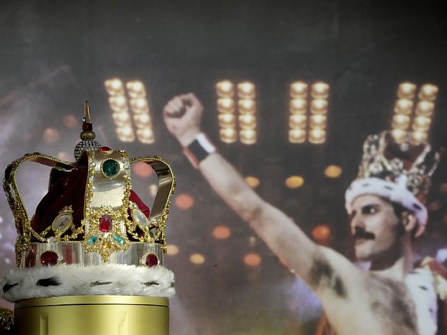 Умерла женщина, называвшая себя "тайной дочерью" Фредди Меркьюри