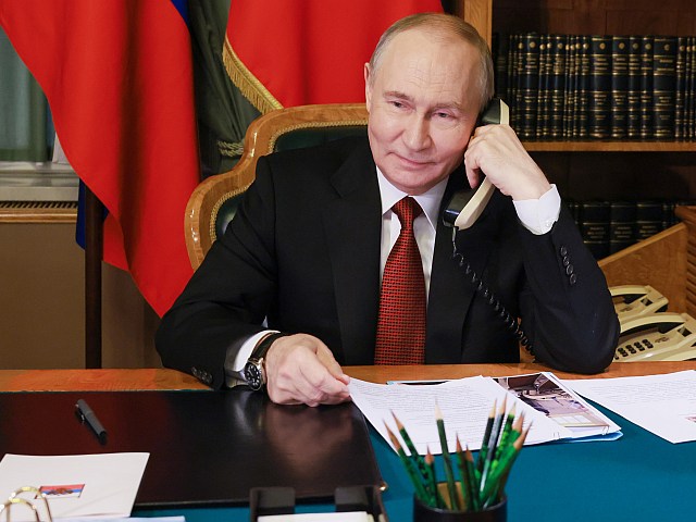 После разговора с Нетаниягу Путин позвонил президенту Ирана Масуду Пезешкиану