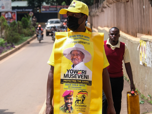 81-летний Йовери Мусевени победил на президентских  выборах в Уганде в седьмой раз