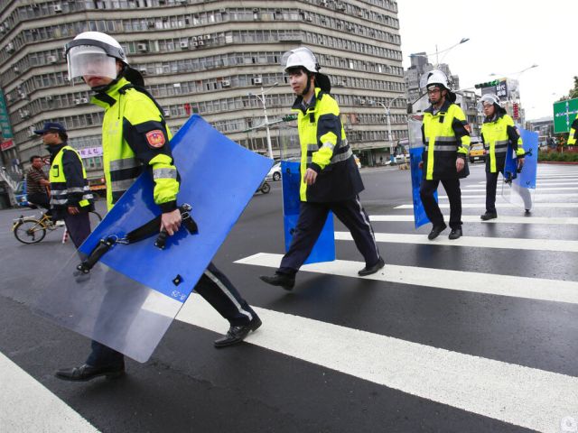 На Тайване по подозрению в подкупе военных для передачи информации Китаю арестован журналист