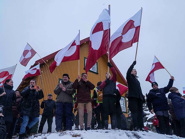 Гренландия против политики Трампа. Фоторепортаж с акции протеста