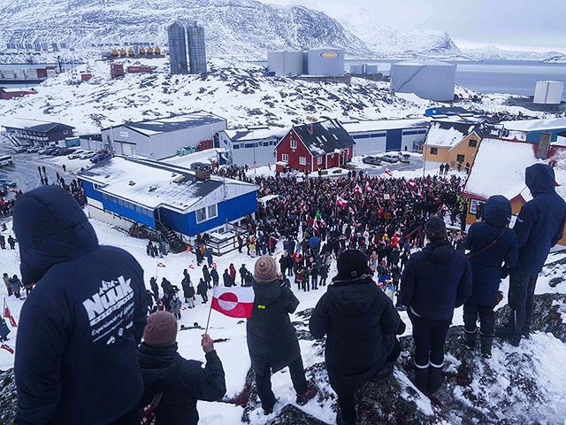 Гренландия против политики Трампа. Фоторепортаж с акции протеста