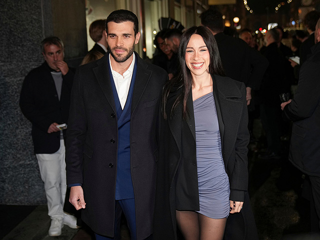 Аврора Рамаццотти и ее муж Гоффредо Черца в магазине Emporio Armani во время Недели моды в Милане