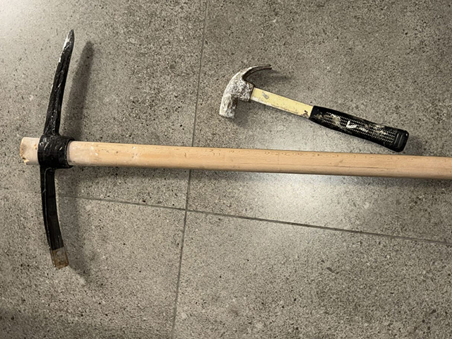 Двое подростков задержаны полицией при ограблении "Супер-Фарма" в Бат-Яме