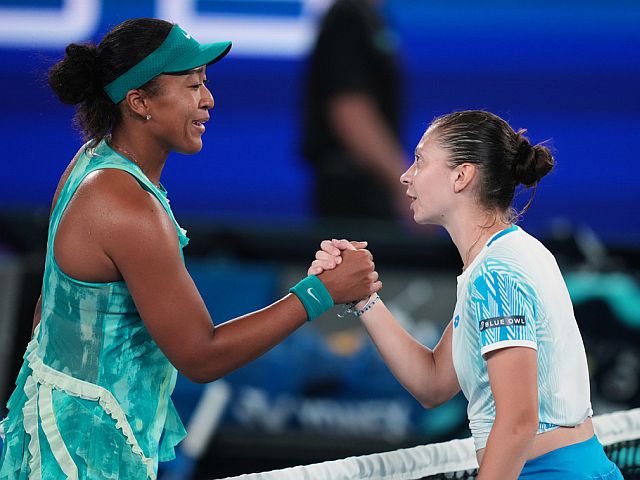 Наоми Осака (16) вышла во второй круг, обыграв хорватку Антонию Ружич