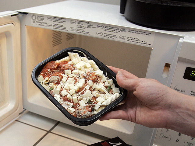 Индийской паре присудили компенсацию в 200 тысяч долларов за "пищевую дискриминацию"