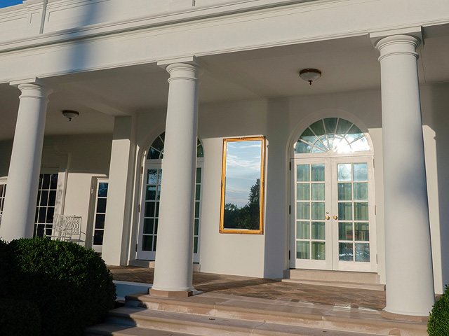 Администрация Трампа депортирует десятки иранцев. Среди них геи и оппозиционеры