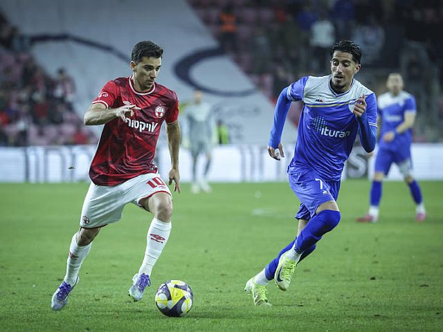 Футбол, премьер-лига Израиля. Победы Беэр-Шевы и Нетании
