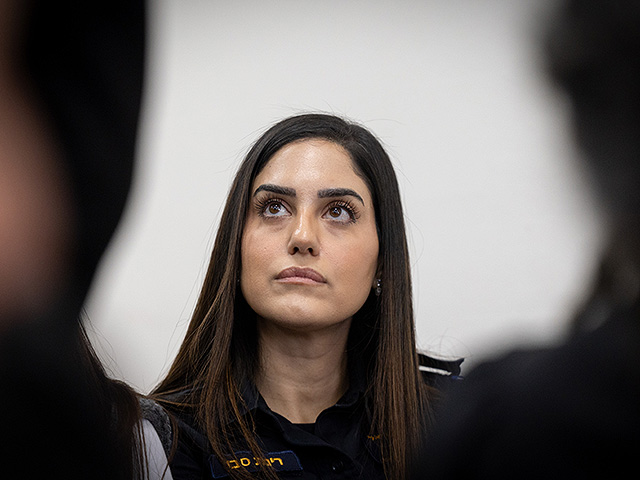 Полицейская утверждает, что не получила продвижения, так как расследовала "дела Нетаниягу"