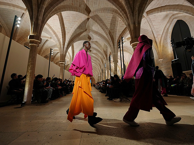 Коллекция Issey Miyake