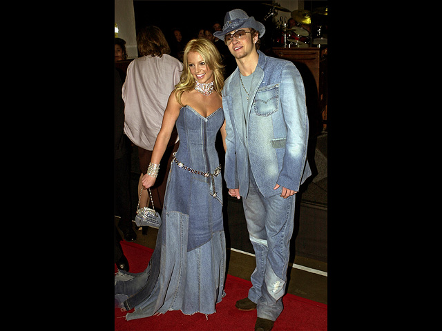 C Бритни Спирс, 2001 год