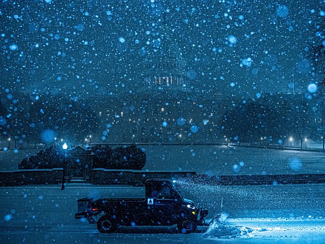 Последствия снежной бури "Ферн" в США: более 50 погибших