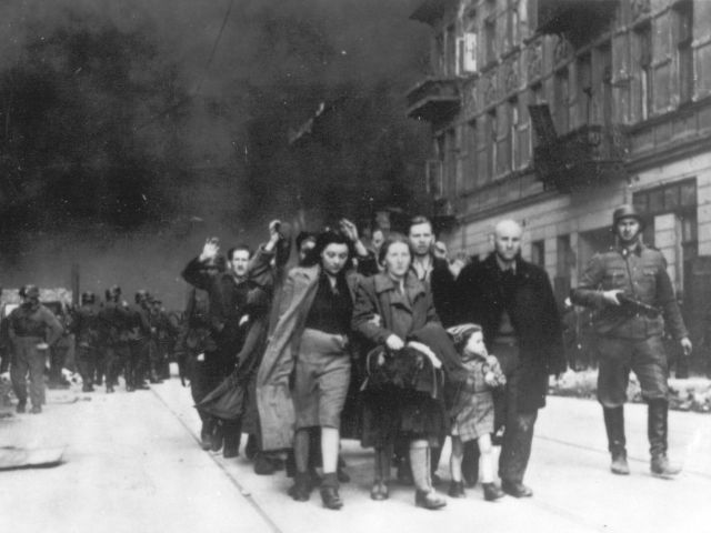 BBC не упомянула евреев, рассказывая о Международном дне памяти жертв Холокоста