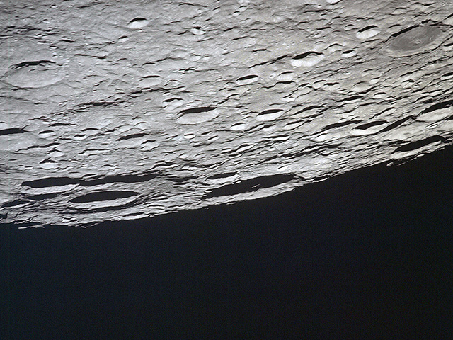 Американский стартап разрабатывает проект надувного отеля на Луне