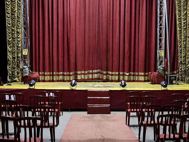 Из-за обвинений в нападении и угрозах отменены выступления правого активиста Рои Стара