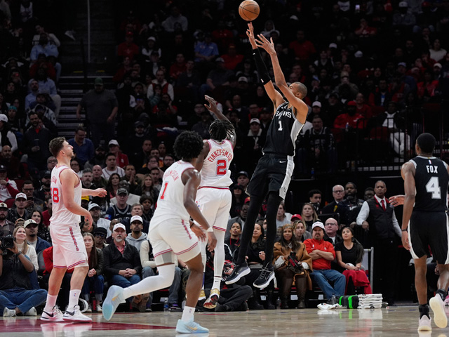 Волевая победа "Сан-Антонио". Результаты матчей НБА