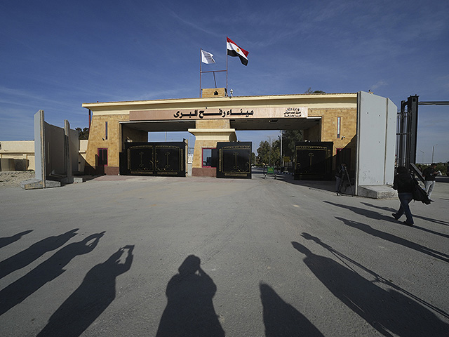 В воскресенье пограничный переход "Рафиах" откроют для ограниченного движения