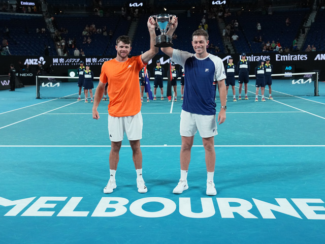 Победителями Открытого чемпионата Австралии стали Кристиан Харисон и Нил Скупски