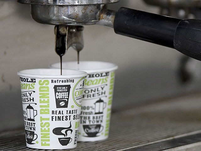 Сеть "Кафе-Кафе" объявила о снижении цены на кофе