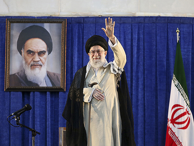 Reuters: Хаменеи предупредили о возможном падении режима в случае американского удара