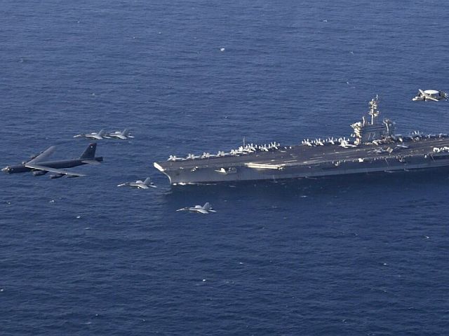 Reuters: рядом с авианосцем Abraham Lincoln перехвачен иранский беспилотник