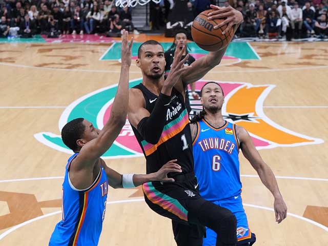 НБА. "Сан-Антонио" четвертый раз в сезоне обыграл чемпиона