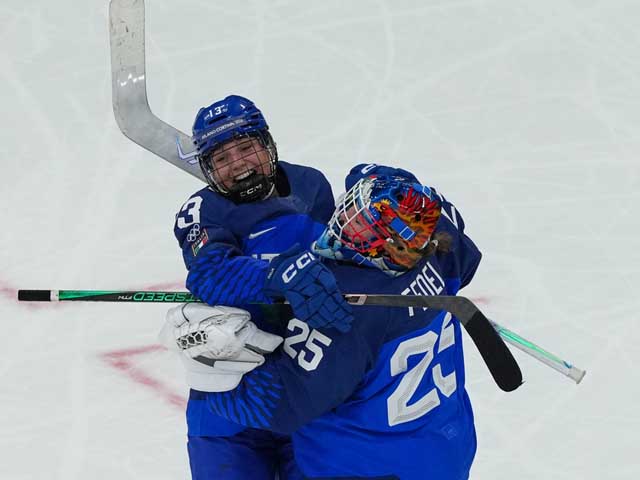 Олимпиада. Хоккей. Историческая победа сборной Италии