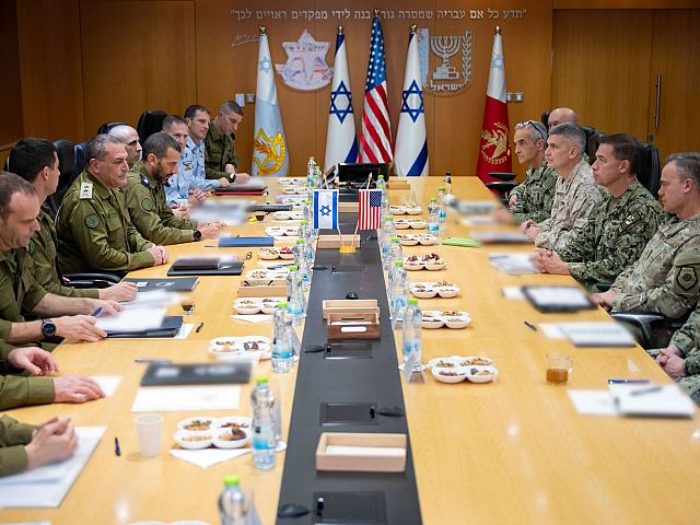 Израиль ждет "зеленый свет" от Трампа. Интервью с военным экспертом Давидом Гендельманом
