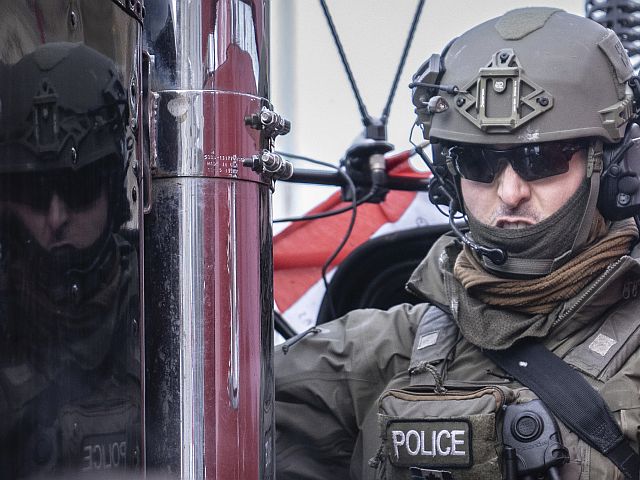 Вооруженное нападение в Канаде: 10 убитых, включая стрелка, десятки раненых