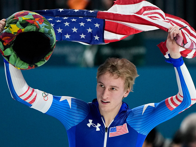 Олимпиада. Конькобежный спорт. Чемпионом и рекордсменом стал американец