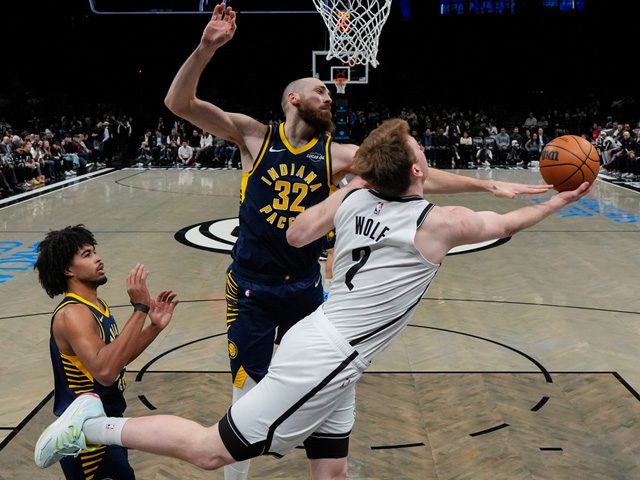 НБА. Денни Вулф набрал 14 очков, Бен Сараф - 12. "Бруклин" проиграл