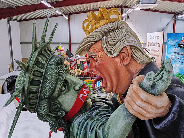 Кельнский карнавал 2026: танцы со Свободой и место для целований. Фоторепортаж