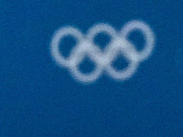 В МОК прокомментировали нехватку презервативов в олимпийской деревне