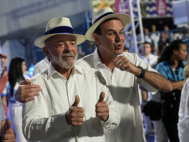 Звезды Самбодрома и президент Бразилии в Рио. Фоторепортаж