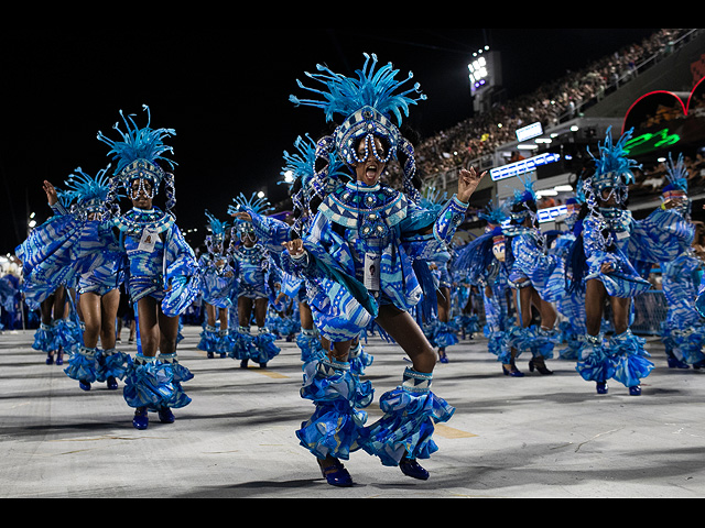 Звезды Самбодрома и президент Бразилии в Рио. Фоторепортаж