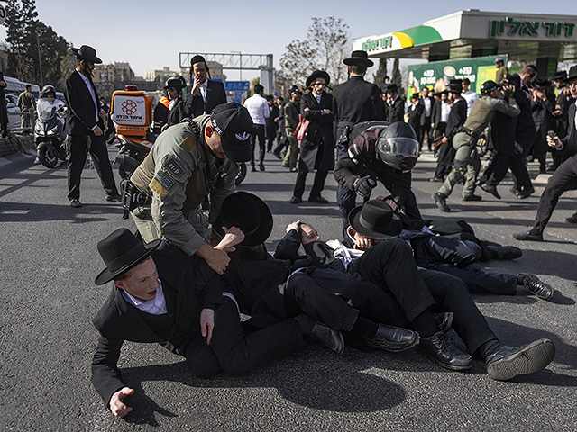 Протесты против призыва "харедим" на въезде в Иерусалим, в столице пробки
