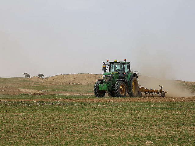 Земельное управление освободило захваченные сельхозугодья возле "Неватим"
