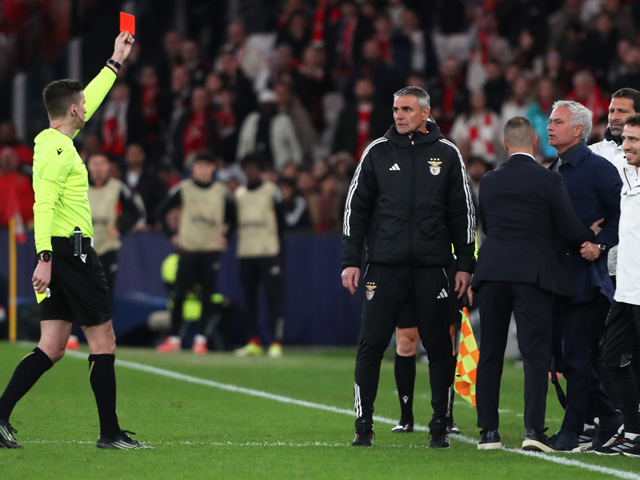 Лига чемпионов. Матч "Реала" был прерван из-за проявлений расисзма. Моуриньо удалили